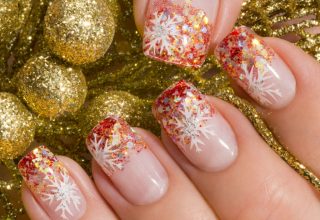 Christmas themed nails.